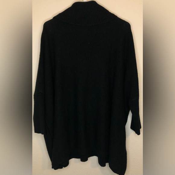 AB studio Sweater - Picture 2 of 3